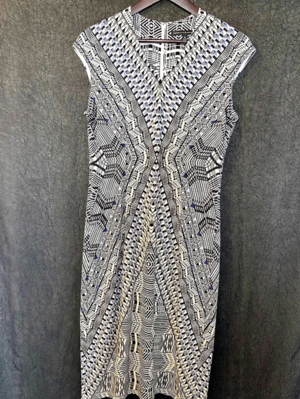 White House Black Market Geometric Mini Dress in Black & Blue Size 10 Like New